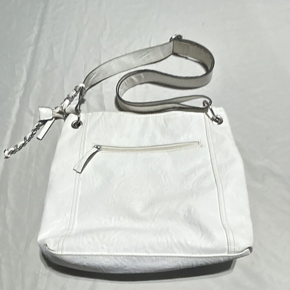 BUENO Off White Faux Leather Crossbody Shoulder Bag Purse Pocket Chain Accent - Picture 6 of 8